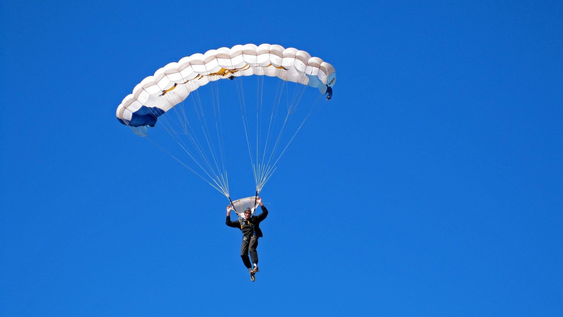 西亚卡姆狂轰40+10统治攻防！热火vs快船，一场个人英雄主义的完美胜利